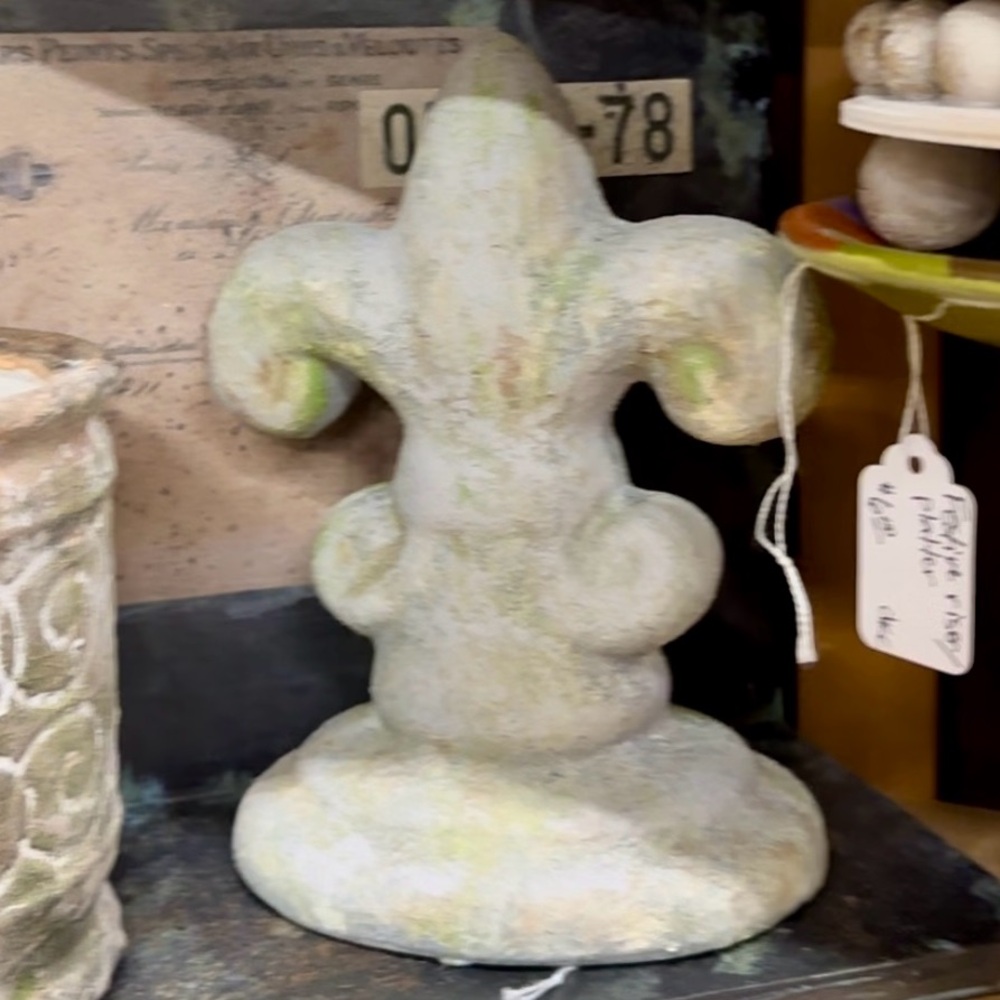 Concrete Fleur De Lis